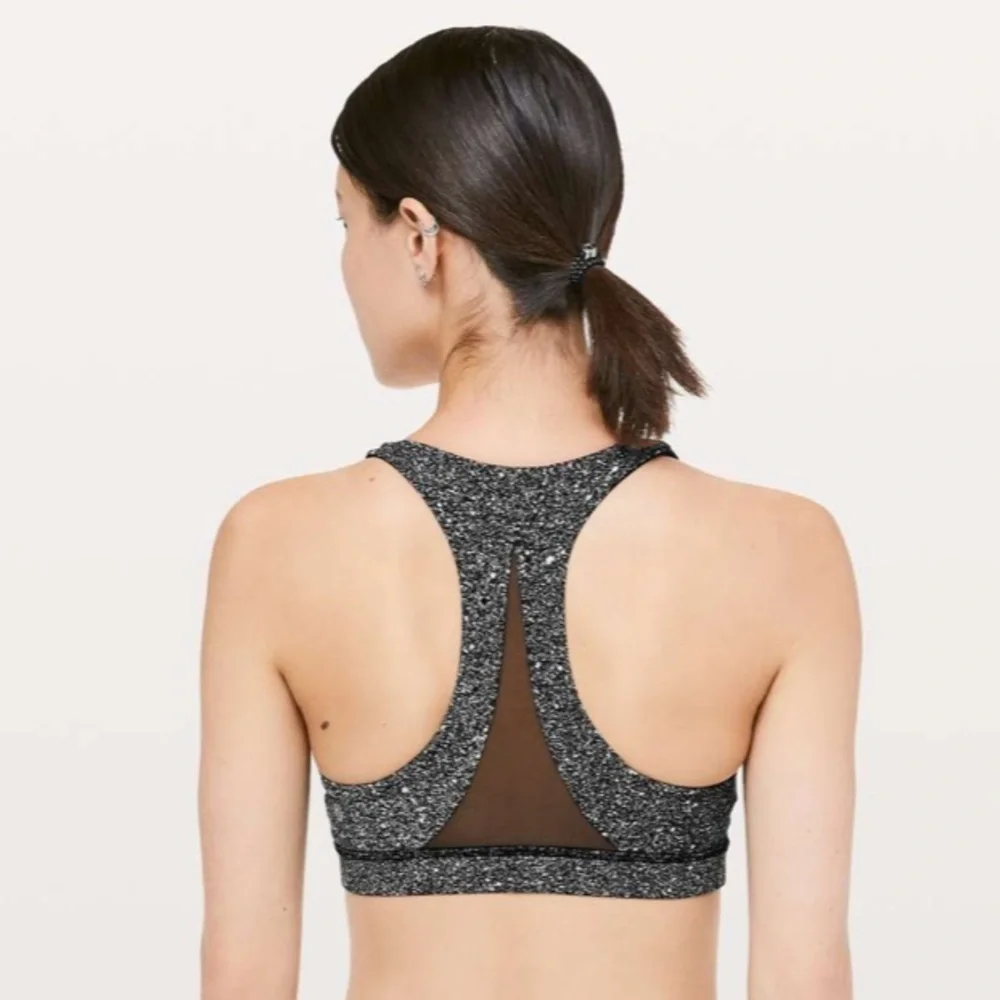 Lululemon Invigorate Bra Luminesce Splatter Mesh Back White Black / Black Size 4